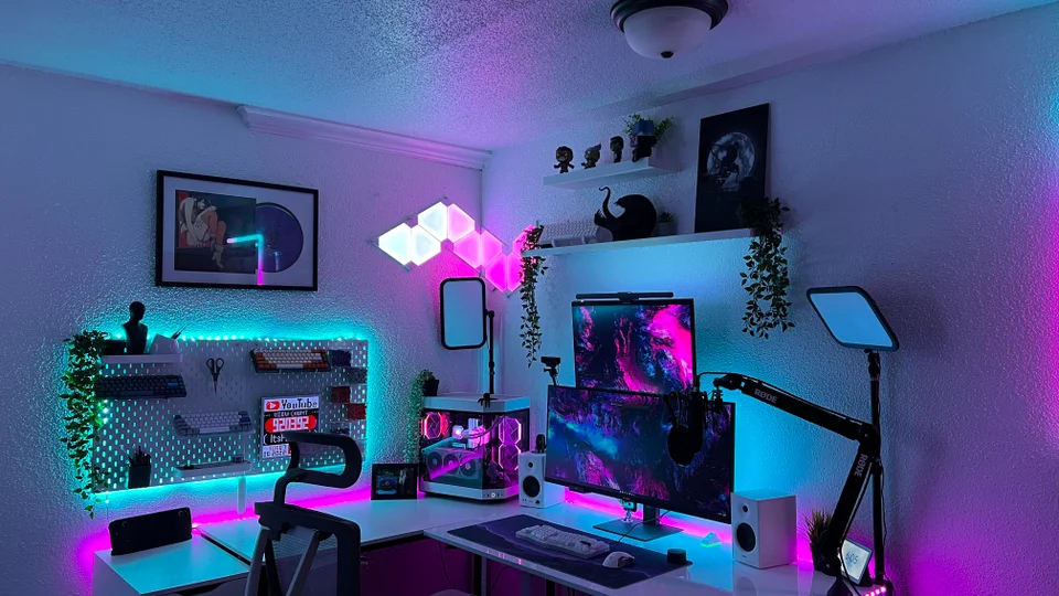 u/Hexical_